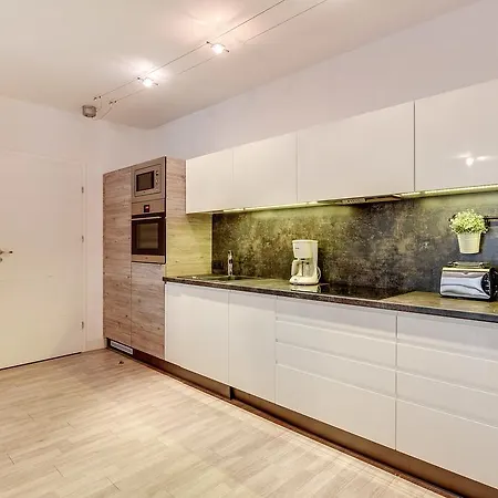 Flatinfo Aura & Nowa Motlawa Apartment
